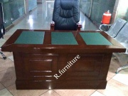 Top leather office table size ; 3/5 feet