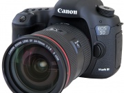 Canon EOS 5D Mark iii Digital SLR Camera